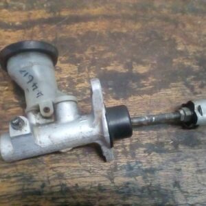 TOYOTA LANDCRUISER 70 4.5P P/U S/C - Clutch Master Cylinder