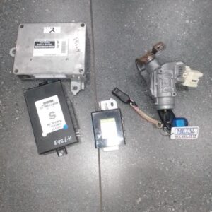 TOYOTA LANDCRUISER 79 4.2D P/U S/C - Lockset Complete