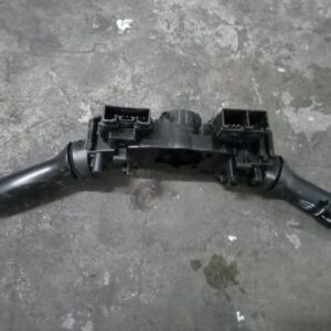 TOYOTA LAND CRUISER 79 4.2D P/U S/C - Combination Switch