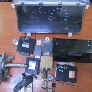 TOYOTA LANDCRUISER 70 4.2D S/W - Lockset Complete
