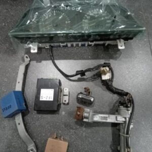 TOYOTA LAND CRUISER S/W P GX - Lockset Complete