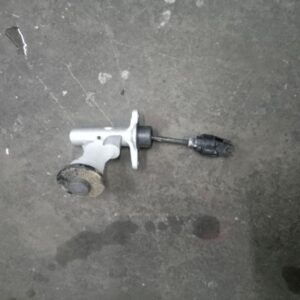 TOYOTA LANDCRUISER 79 4.5D P/U S/C - Clutch Master Cylinder