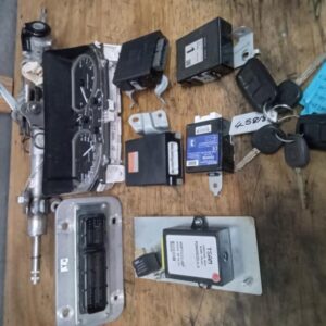 TOYOTA LANDCRUISER 79 4.5D P/U S/C - Lockset Complete