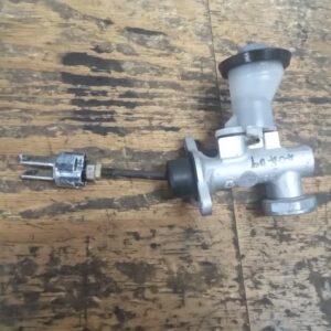 TOYOTA LAND CRUISER 100 GX D - Clutch Master Cylinder
