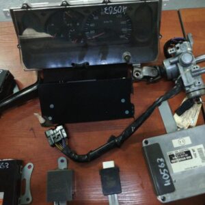 TOYOTA LANDCRUISER 70 4.2D S/W - Lockset Complete